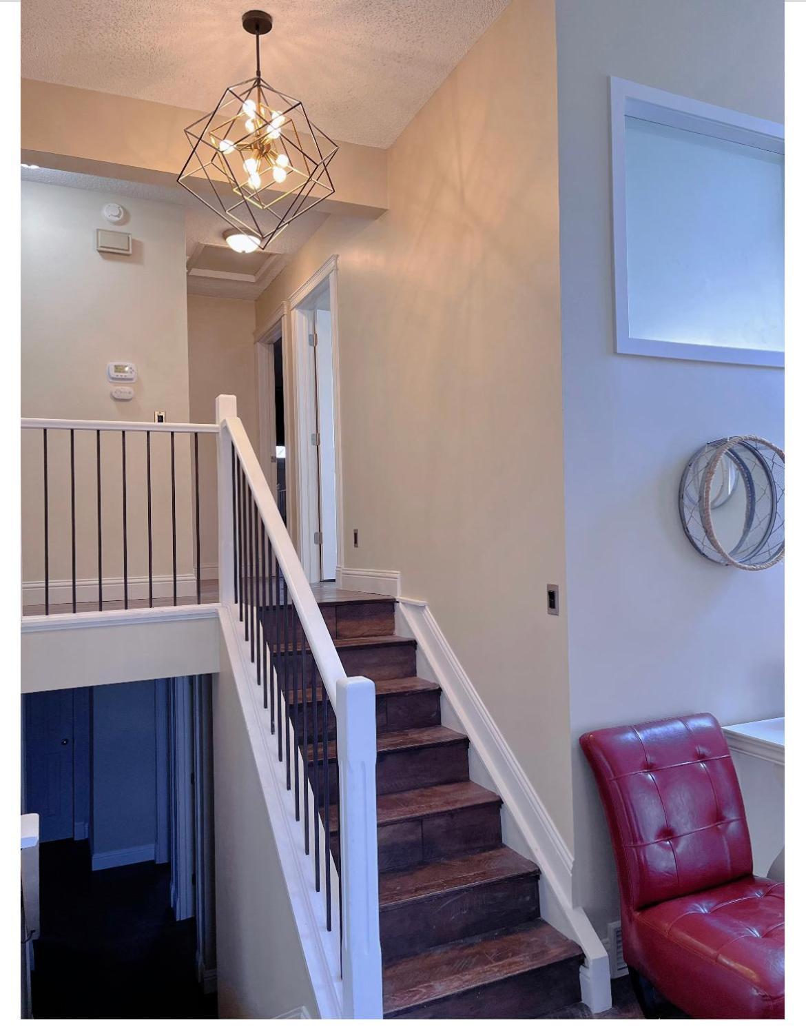 דירות Calgary-Banff House Close Lrt&Dt&Free Parking מראה חיצוני תמונה
