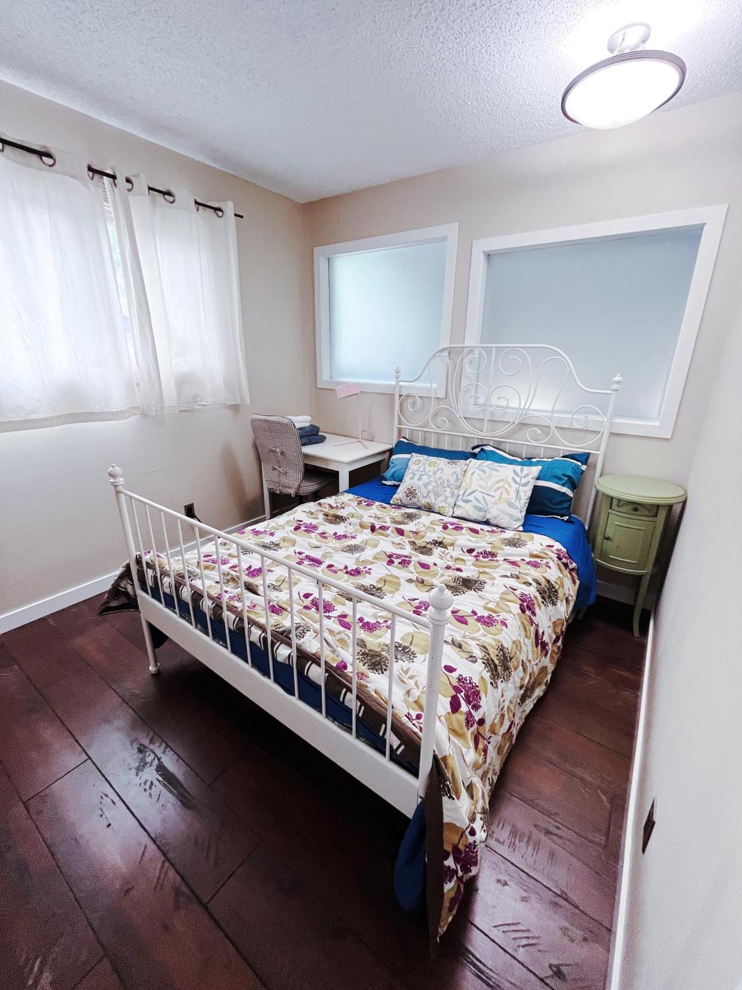 דירות Calgary-Banff House Close Lrt&Dt&Free Parking מראה חיצוני תמונה